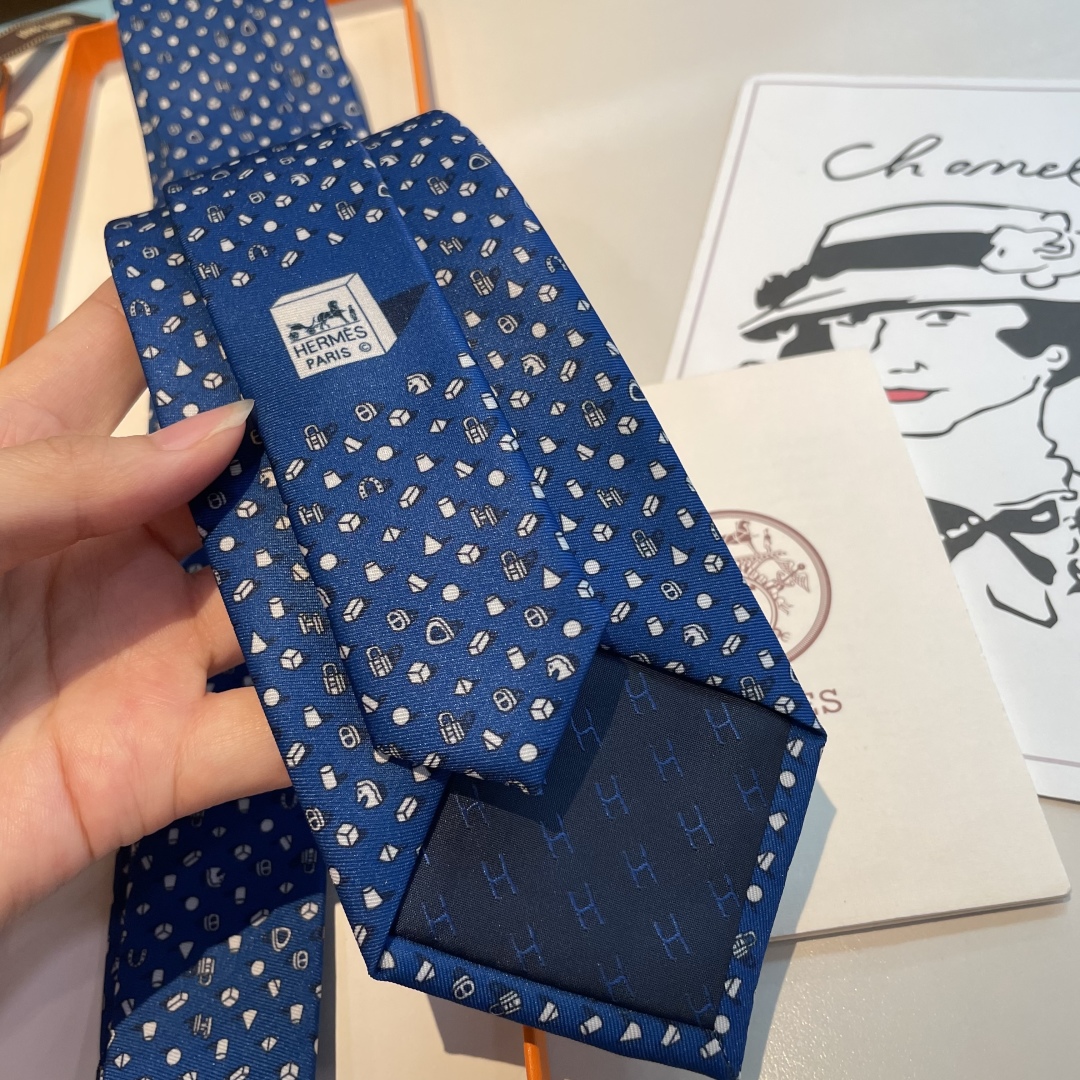 特价特 男士新款印花爱马仕透视领带系列👔👔，稀有😻😻H家每年都有一千条不同印花的领带面世，从最初的多以几
