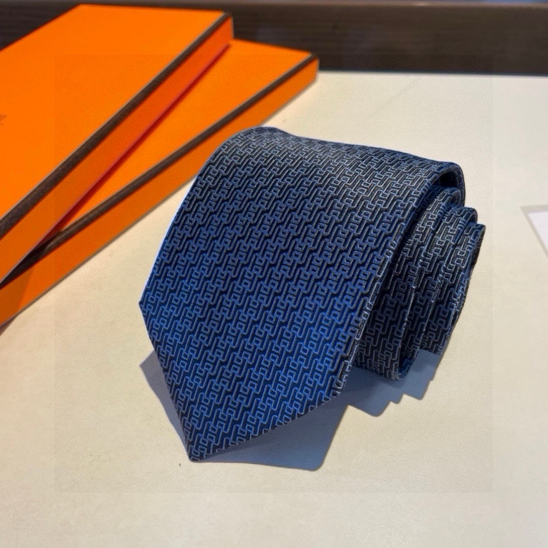 特价爱马仕H字母男士新款领带系列👔👔，让男士可以充分展示自己个性。100%顶级斜纹真丝手工定制‼