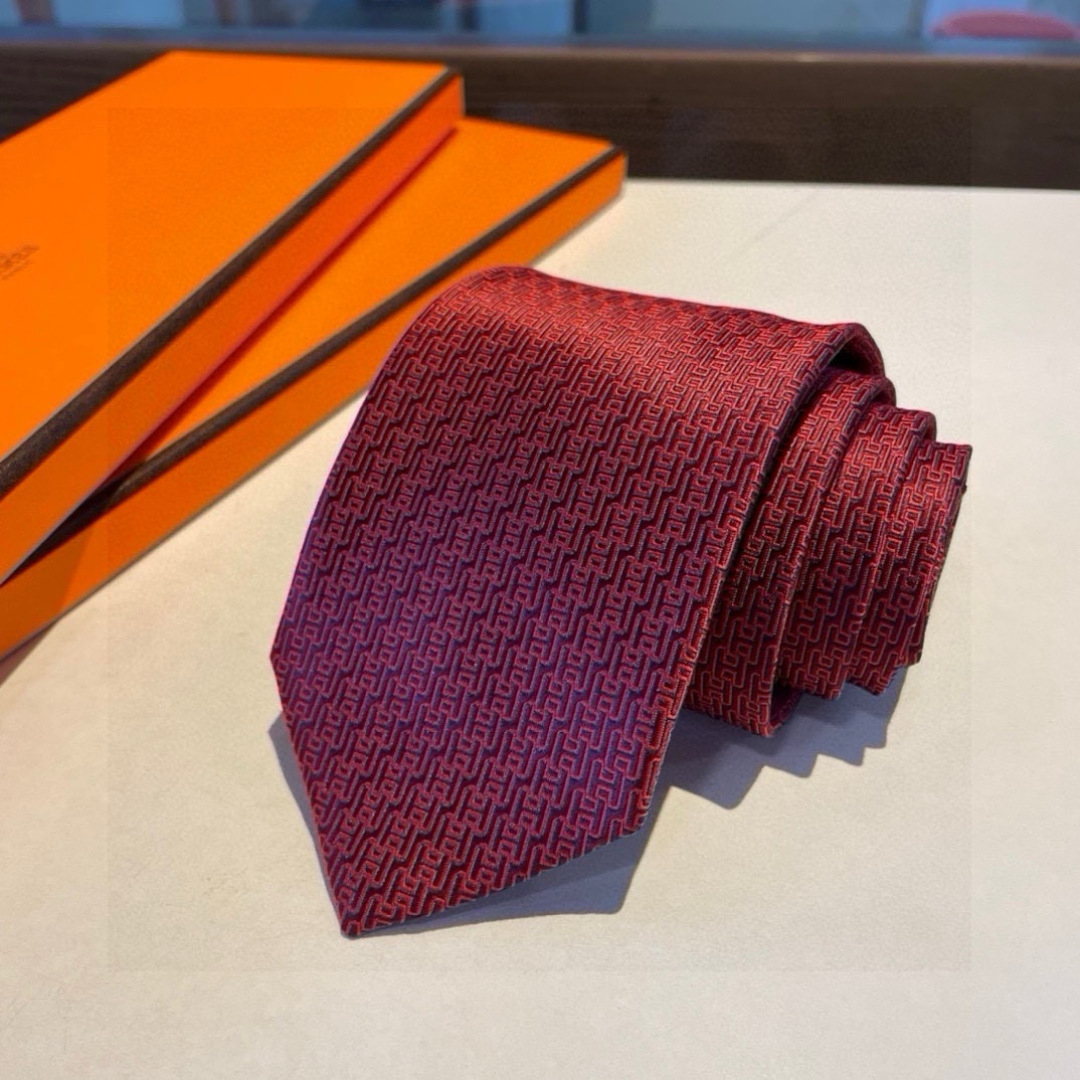 特价爱马仕H字母男士新款领带系列👔👔，让男士可以充分展示自己个性。100%顶级斜纹真丝手工定制‼