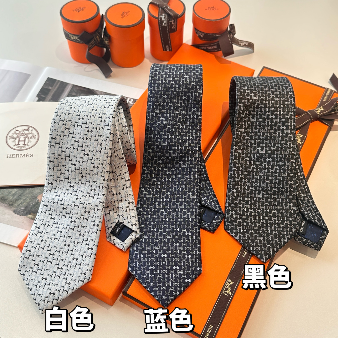 特价特价P 蓝色 男士新款领带系列【H字母领带】👔👔，稀有😻😻H家每年都有一千条不同印花的领带面世，从最