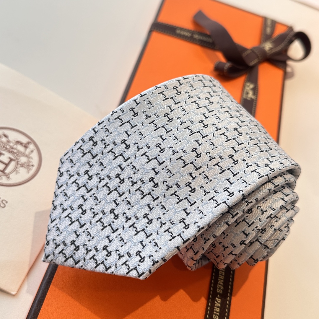 特价特价P 白色 男士新款领带系列【H字母领带】👔👔，稀有😻😻H家每年都有一千条不同印花的领带面世，从最