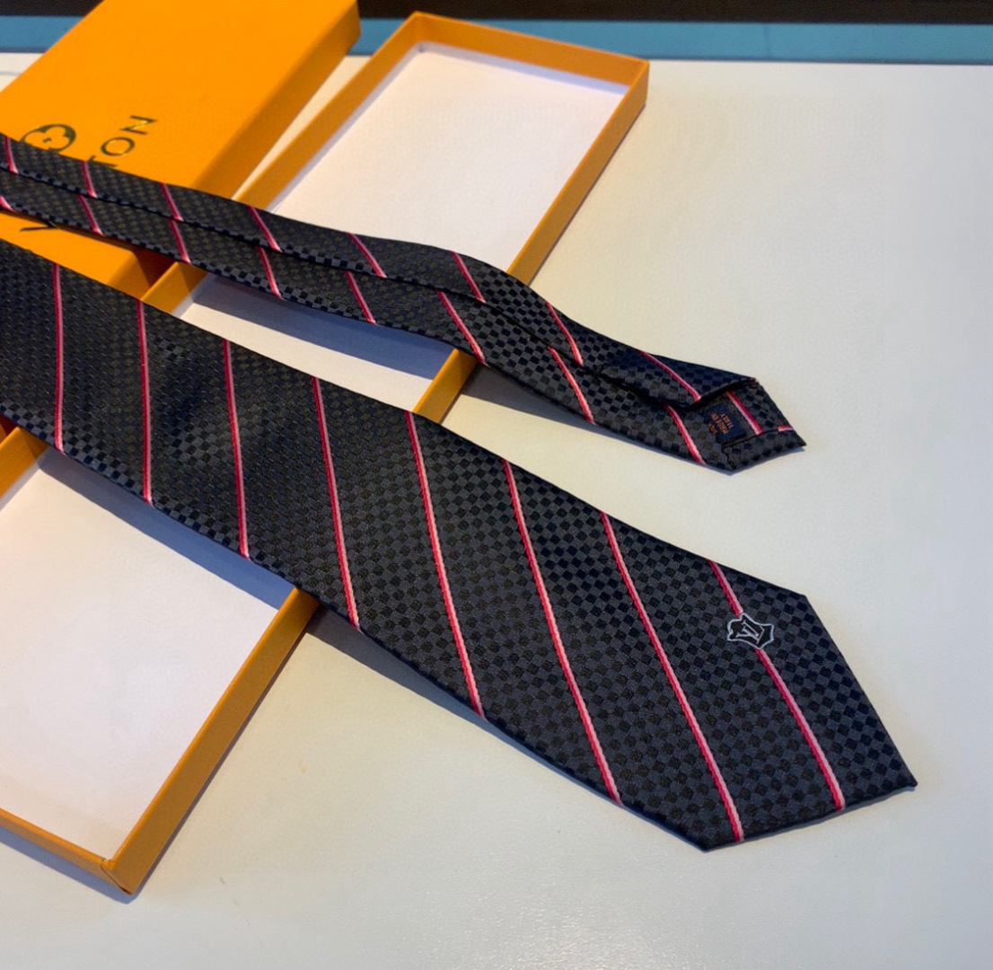 特价特价P LV专柜同步出货啦‼ 男士领带系列【ECU领带】👔👔，稀有😻😻展现精湛手工与时尚优雅的理想选