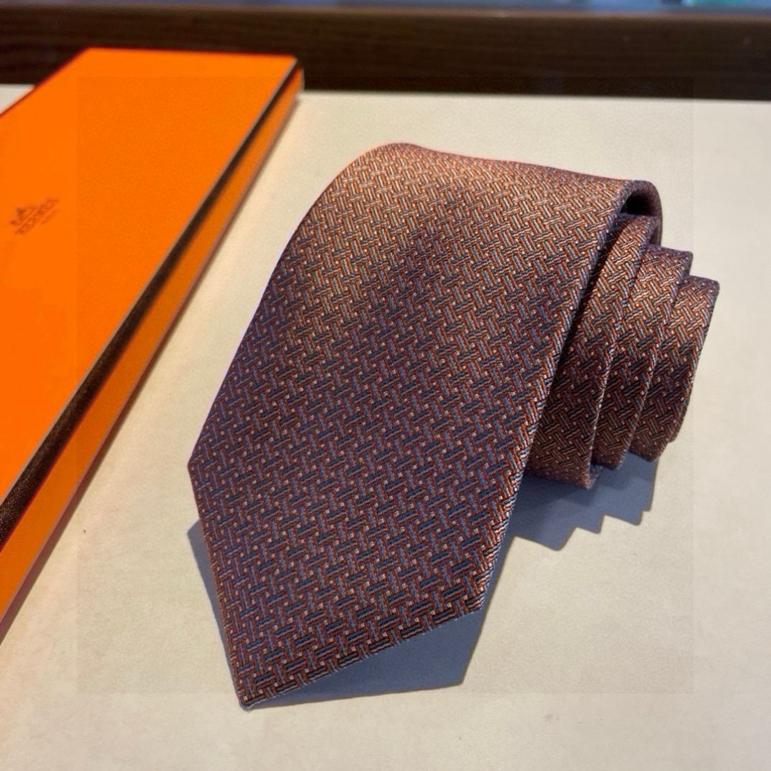 特价 爱马仕H字母男士新款领带系列👔👔，让男士可以充分展示自己个性。100%顶级斜纹真丝手工定制‼