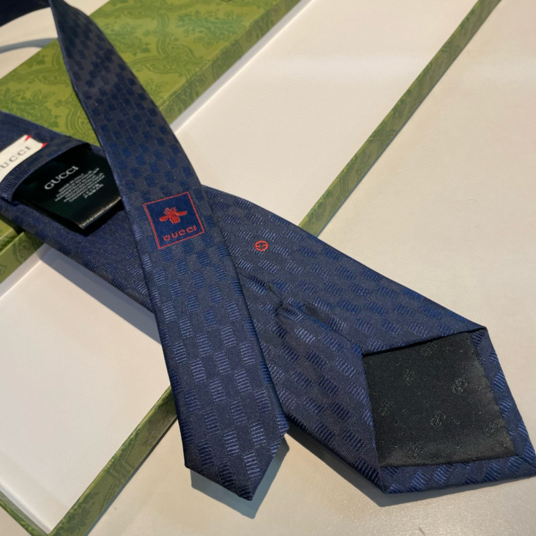 特价特批 G家专柜新款【GG标识印花领带】男士领带👔👔，稀有采用经典小G LOGO提花展现精湛手工与时尚