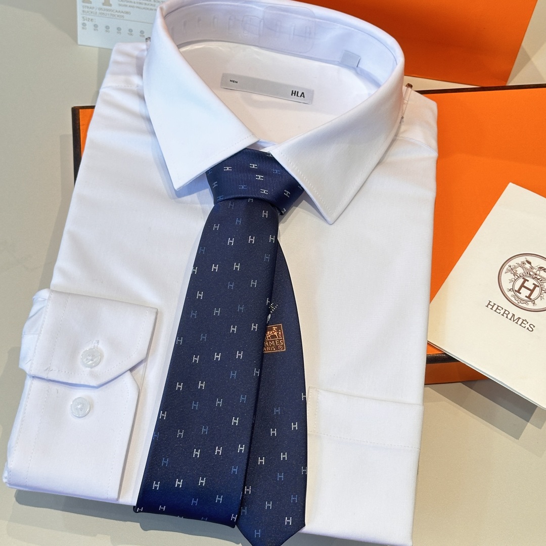 特价特 爱马仕男士新款领带系列👔👔，稀有H家每年都有一千条不同印花的领带面世，从最初的多以几何图案表现骑