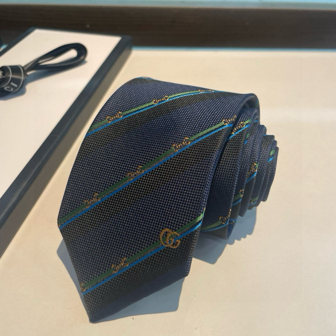 特价 G家专柜新款【GG标识印花领带】男士领带👔👔，稀有采用经典小G LOGO提花展现精湛手工与时尚优雅