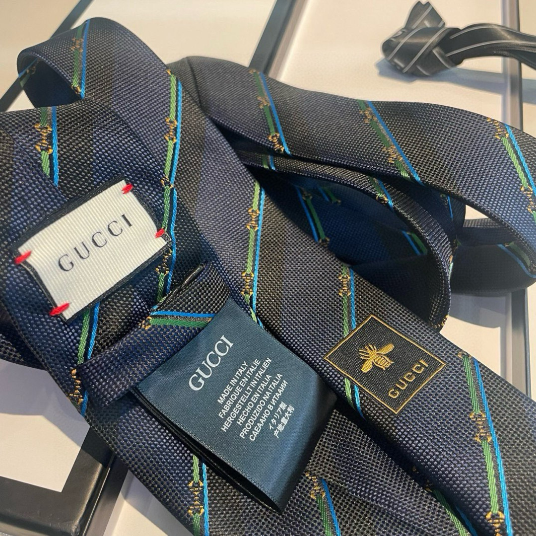 特价 G家专柜新款【GG标识印花领带】男士领带👔👔，稀有采用经典小G LOGO提花展现精湛手工与时尚优雅