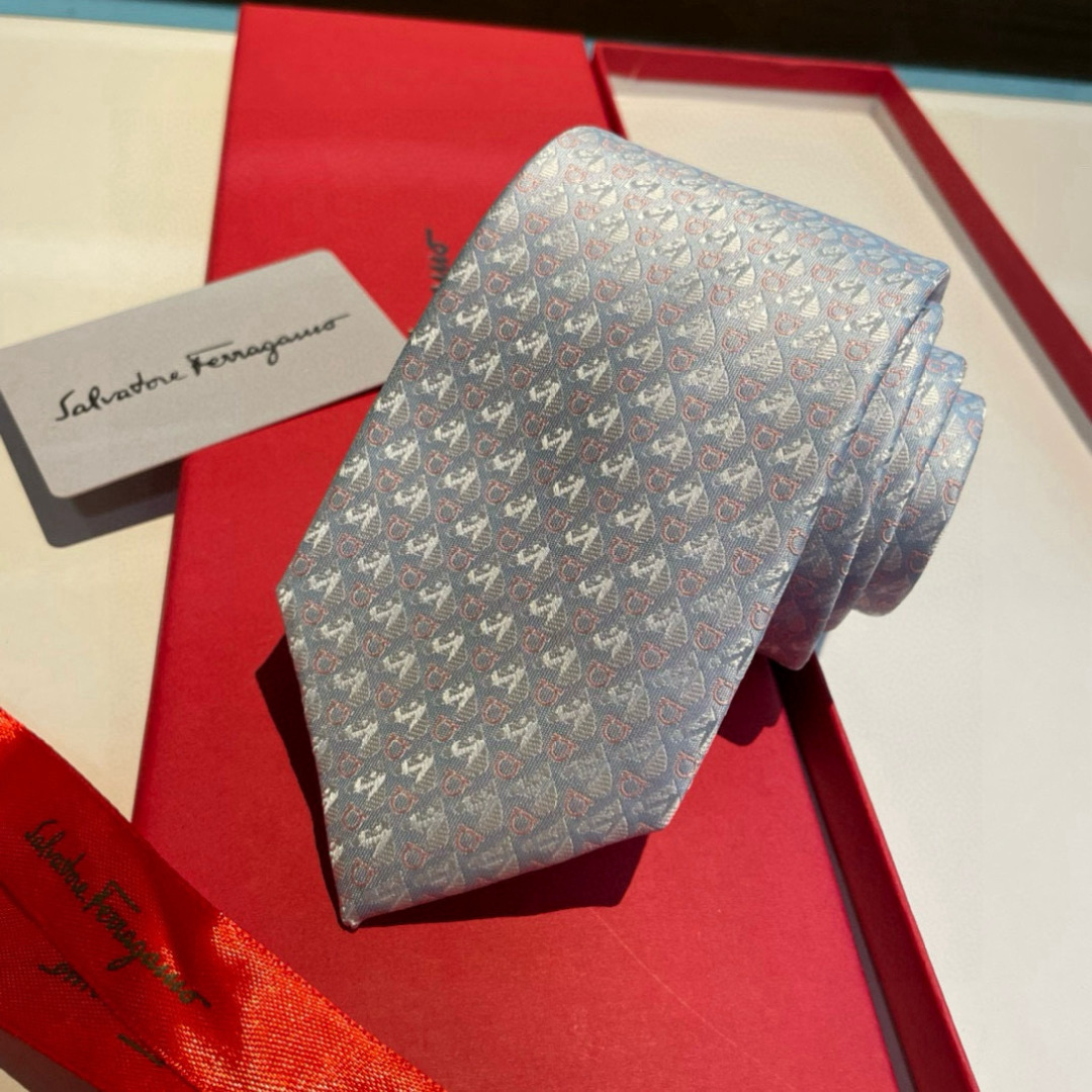 特价特价P 配包装  菲拉格慕男士新款领带系列👔👔，让男士可以充分展示自己个性。100%顶级斜纹真丝手工