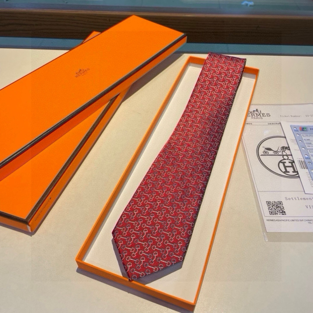 特价顶级专柜品质 🆕👨‍⚖️👨‍✈️H家男士新款领带系列👔👔，稀有H家每年都有一千条不同印花的领带面世，