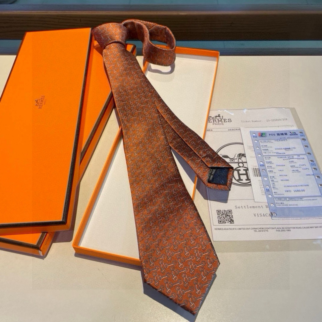 特价顶级专柜品质 🆕👨‍⚖️👨‍✈️H家男士新款领带系列👔👔，稀有H家每年都有一千条不同印花的领带面世，
