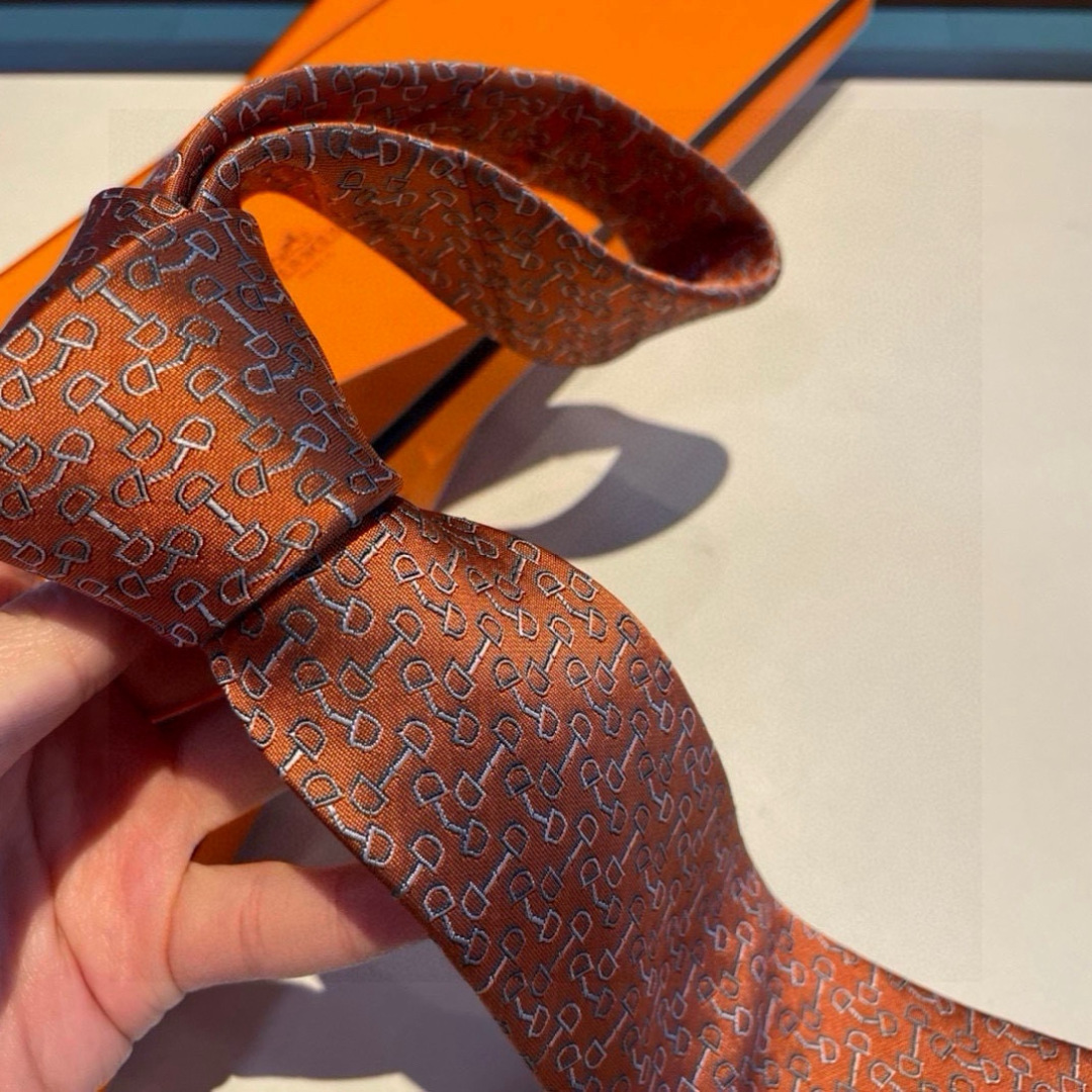 特价顶级专柜品质 🆕👨‍⚖️👨‍✈️H家男士新款领带系列👔👔，稀有H家每年都有一千条不同印花的领带面世，