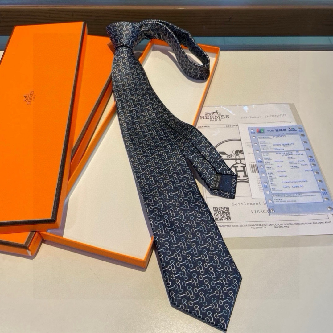 特价顶级专柜品质 🆕👨‍⚖️👨‍✈️H家男士新款领带系列👔👔，稀有H家每年都有一千条不同印花的领带面世，