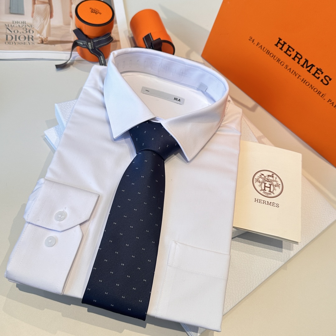 特价特价P 领带新款出货啦‼‼爱马仕男士新款领带系列👔👔，让男士可以充分展示自己个性。100%顶级斜纹真