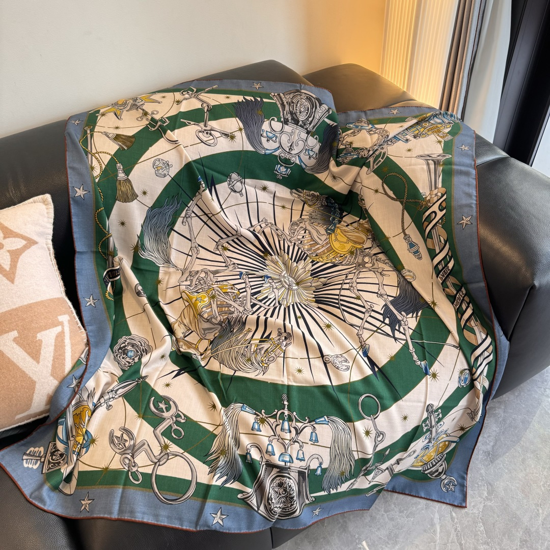  星辰合唱曲双面同色丝绒
 创作渊源
吹响号角！骏马天堂正在举行盛大庆典。诸神开启舞会，庆祝宇宙重生，而