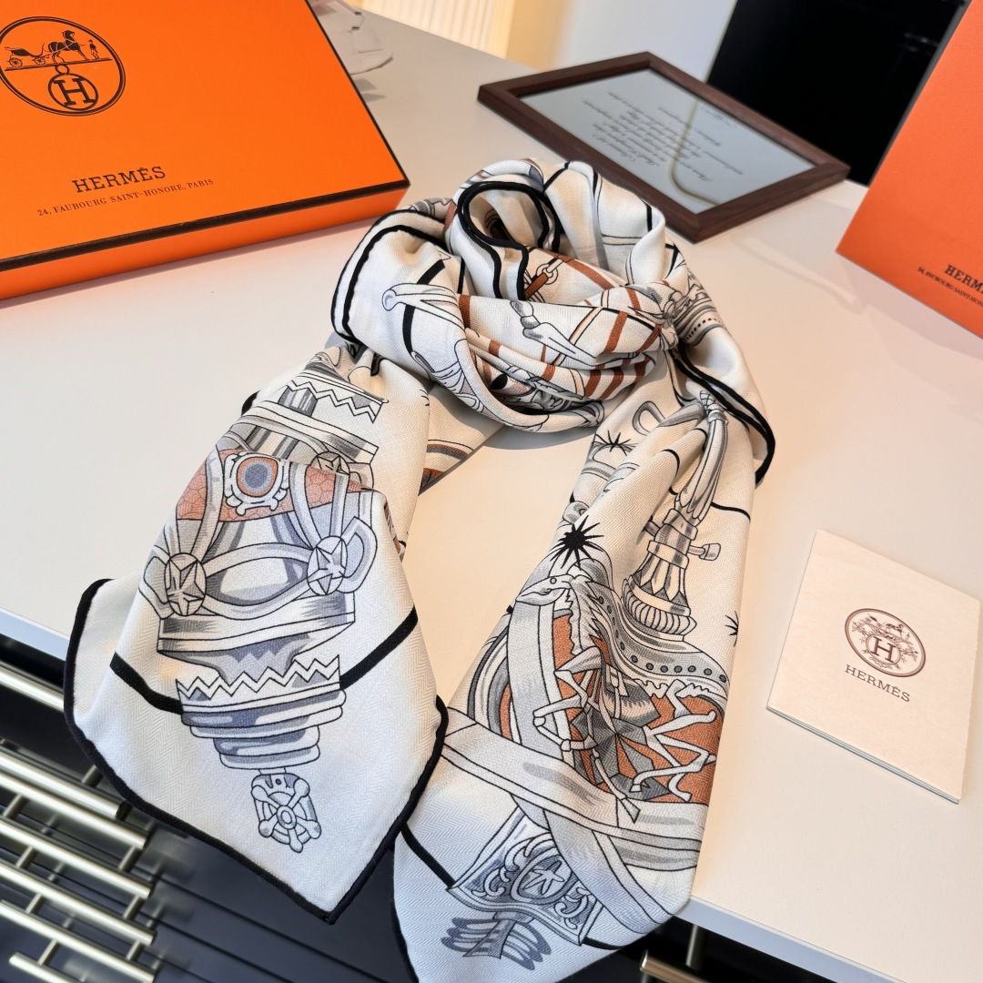  星辰合唱曲双面同色丝绒
 创作渊源
吹响号角！骏马天堂正在举行盛大庆典。诸神开启舞会，庆祝宇宙重生，而