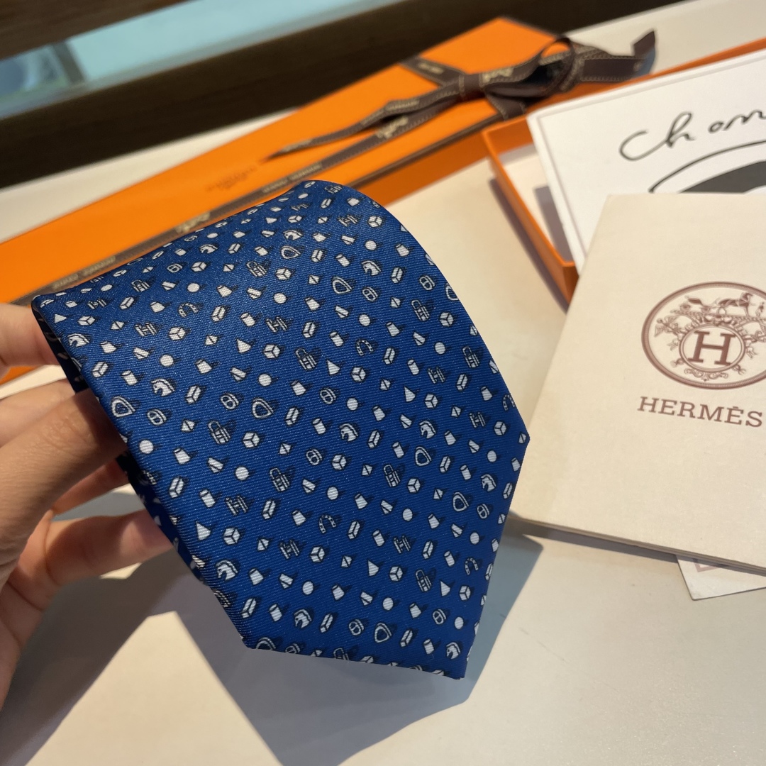 特价特 男士新款印花爱马仕透视领带系列👔👔，稀有😻😻H家每年都有一千条不同印花的领带面世，从最初的多以几