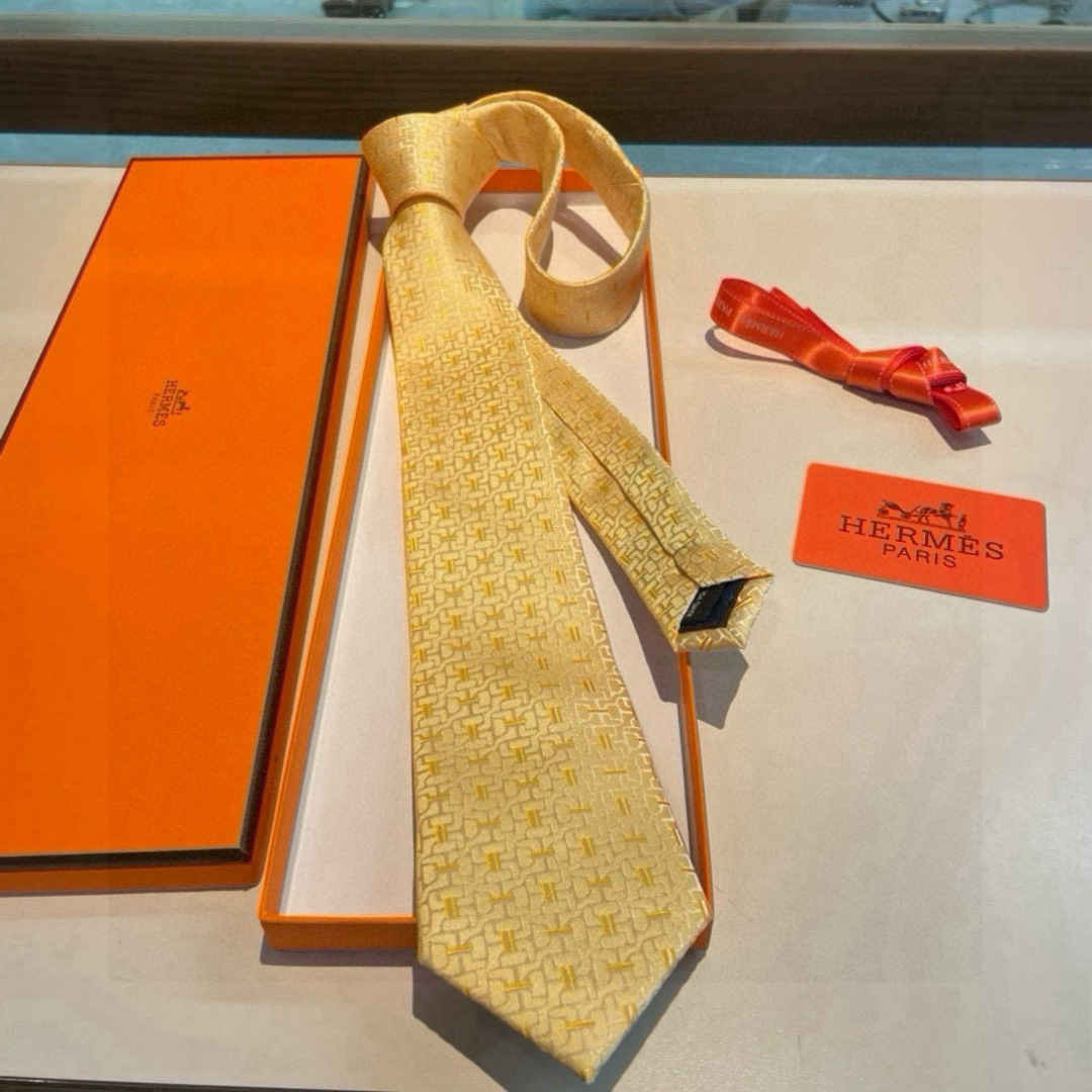 特价 领带新款出货啦‼️‼️爱马仕男士新款领带系列👔👔，让男士可以充分展示自己个性。100%顶级斜纹真丝