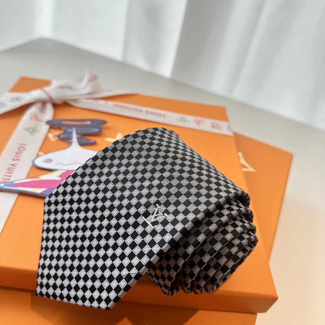 特价 LV领带 新款来袭 路易威登经典领带👔「棋盘格子」l'花纹，男士必备单品超时尚！高端品质 版型面料