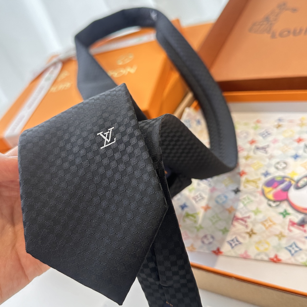 特价 LV领带 新款来袭 路易威登经典领带👔「棋盘格子」l'花纹，男士必备单品超时尚！高端品质 版型面料