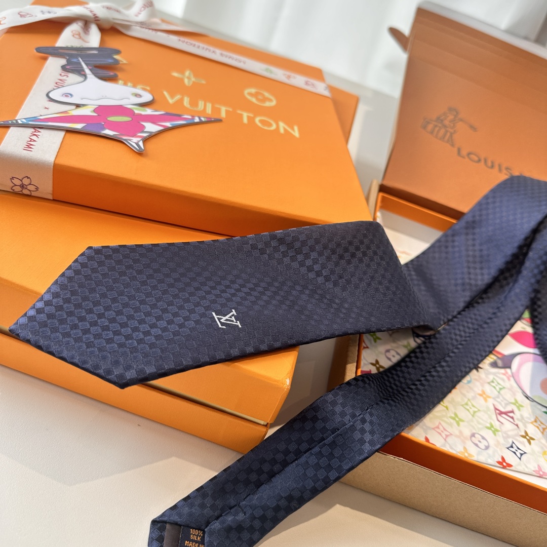 特价 LV领带 新款来袭 路易威登经典领带👔「棋盘格子」l'花纹，男士必备单品超时尚！高端品质 版型面料