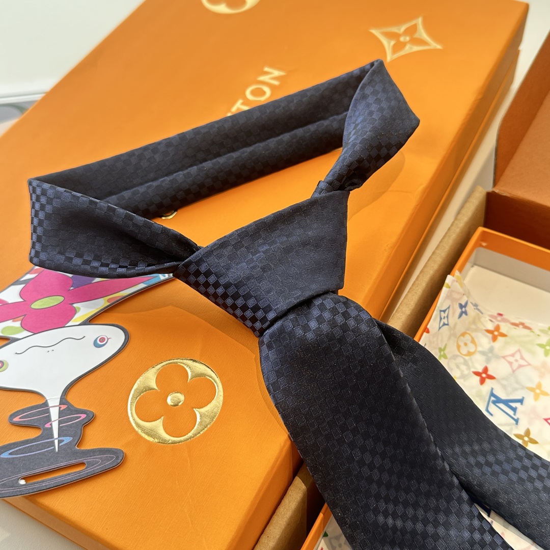 特价 LV领带 新款来袭 路易威登经典领带👔「棋盘格子」l'花纹，男士必备单品超时尚！高端品质 版型面料