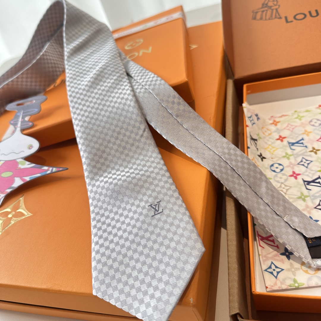 特价 LV领带 新款来袭 路易威登经典领带👔「棋盘格子」l'花纹，男士必备单品超时尚！高端品质 版型面料