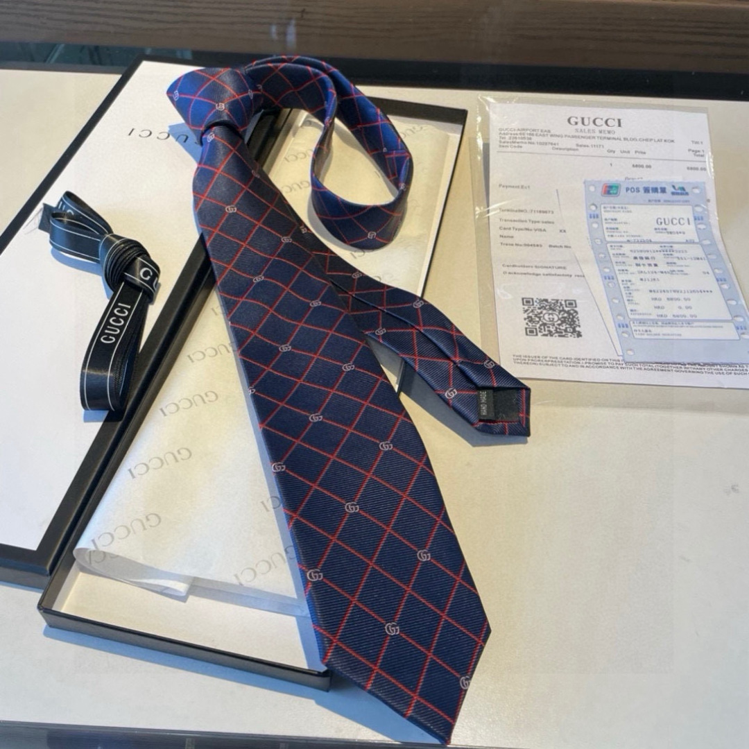 特价 G家专柜新款【GG标识印花领带】男士领带👔👔，稀有采用经典小G LOGO提花展现精湛手工与时尚优雅