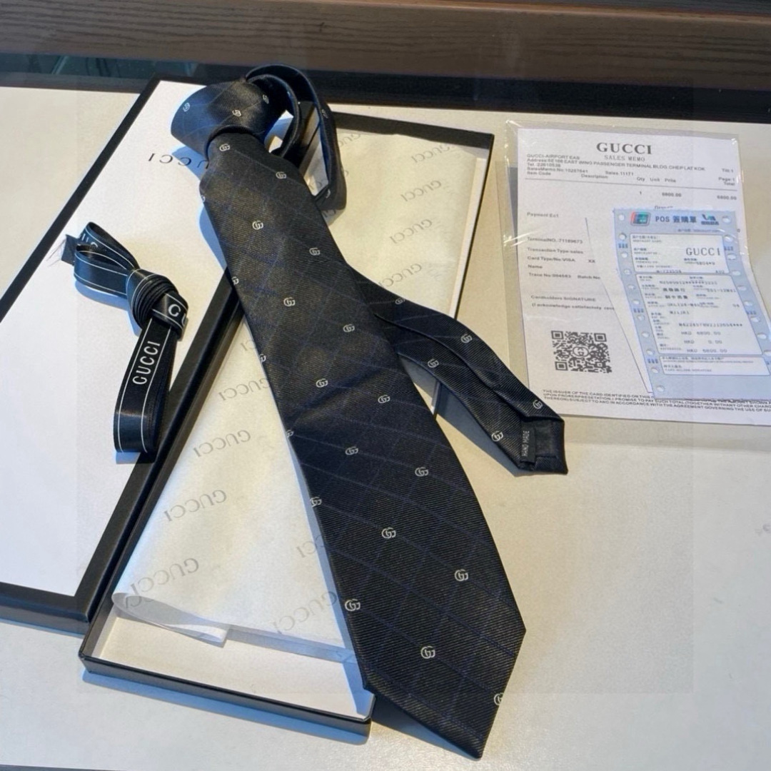 特价 G家专柜新款【GG标识印花领带】男士领带👔👔，稀有采用经典小G LOGO提花展现精湛手工与时尚优雅