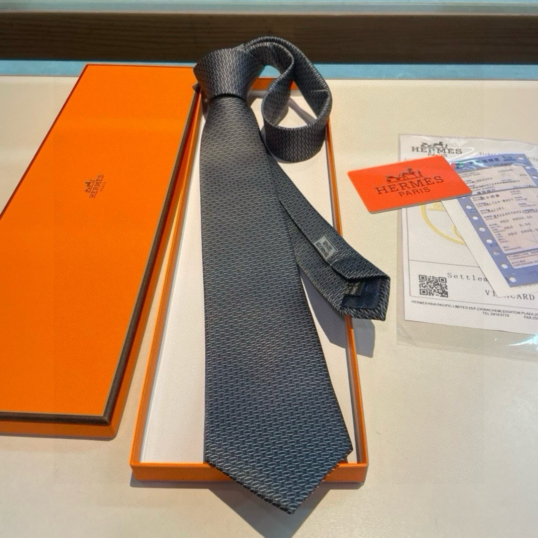 特价 领带新款出货啦‼️‼️爱马仕男士新款领带系列👔👔，让男士可以充分展示自己个性。100%顶级斜纹真丝