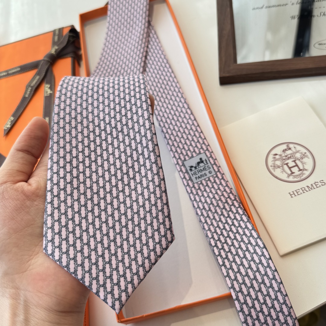 特价特价P 爱马仕男士新款领带系列👔👔，稀有H家每年都有一千条不同印花的领带面世，从最初的多以几何图案表