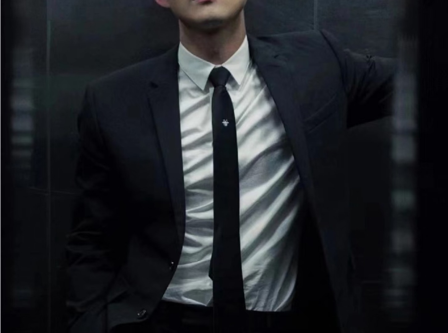 特 爆款到👏👏Do家新款领带 👔👔Dior男士【D家LOGO系列领带】，稀有😻😻展现精湛手工与时尚优雅的