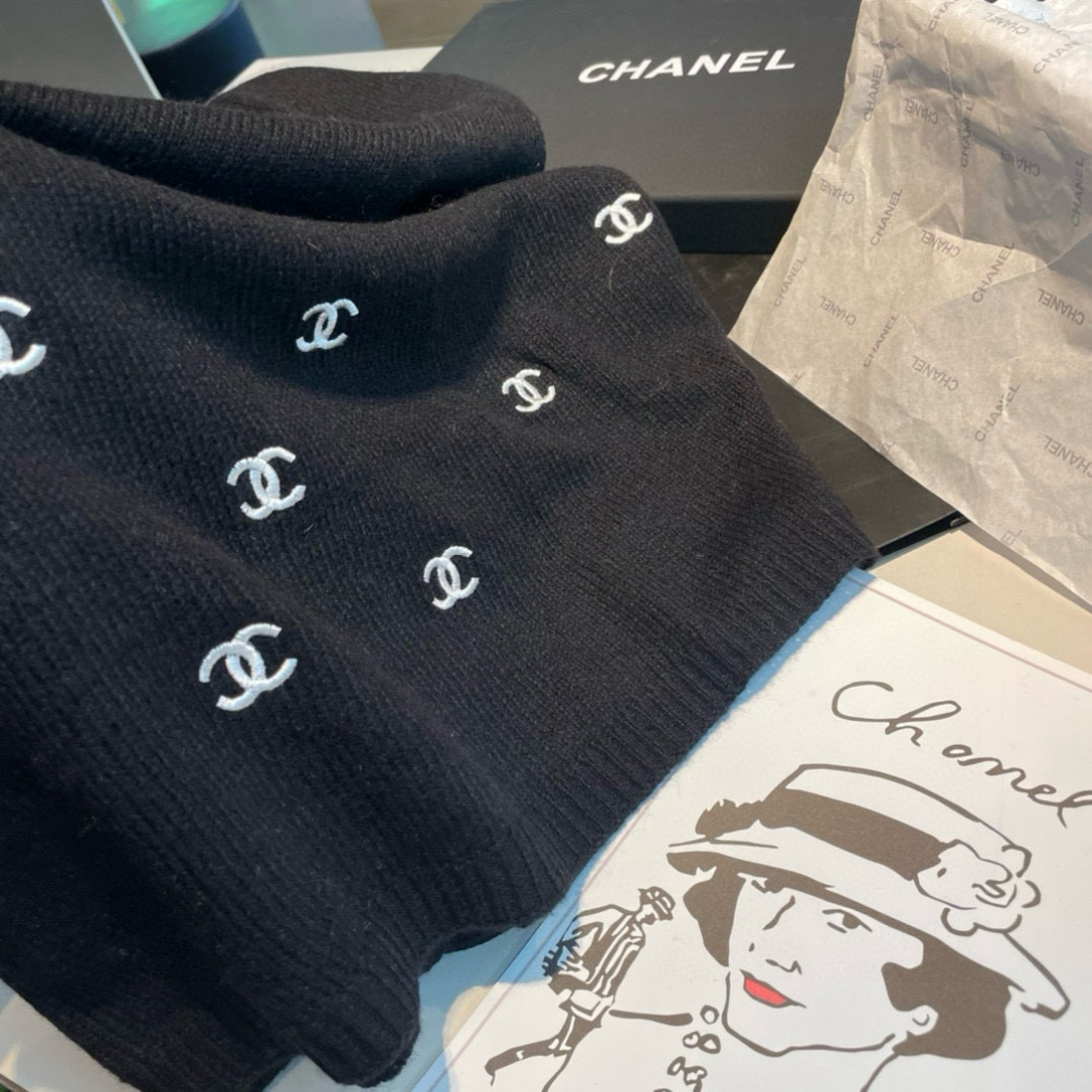 刺绣版 CHANEL羊绒长巾👏💙顶级原单正品旷世绝美【小香披肩】羊绒围巾，顶级高端货👼【绝对值得珍藏👍】