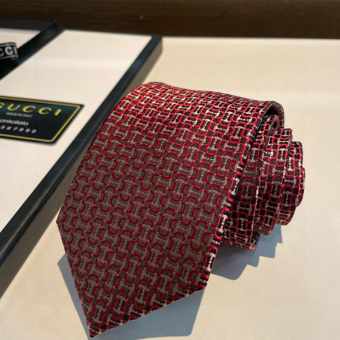 特价G家专柜新款【GG标识印花领带】男士领带👔👔，稀有采用经典小G LOGO提花展现精湛手工与时尚优雅的