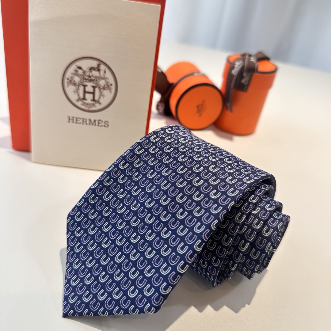 特价特价P 爱马仕《Good luck》男士新款领带系列👔👔，稀有H家每年都有一千条不同印花的领带面世，