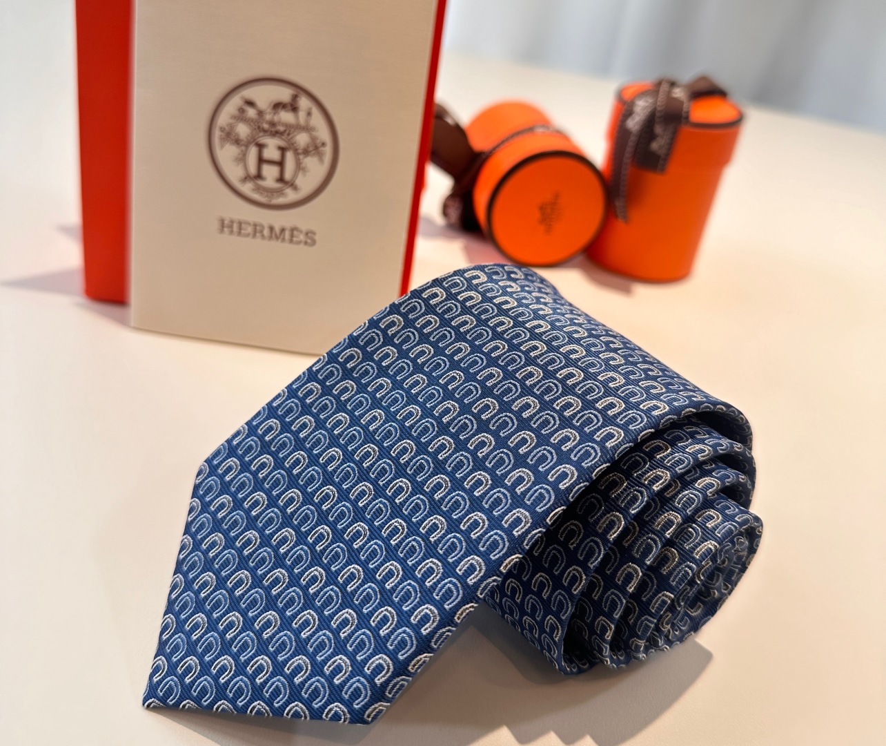 特价特价P 爱马仕《Good luck》男士新款领带系列👔👔，稀有H家每年都有一千条不同印花的领带面世，