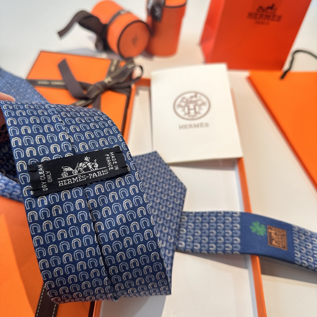 特价特价P 爱马仕《Good luck》男士新款领带系列👔👔，稀有H家每年都有一千条不同印花的领带面世，