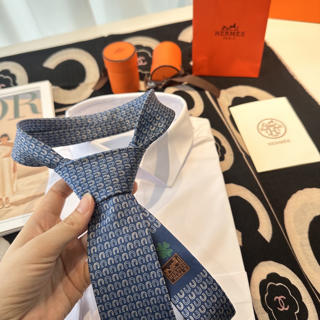 特价特价P 爱马仕《Good luck》男士新款领带系列👔👔，稀有H家每年都有一千条不同印花的领带面世，