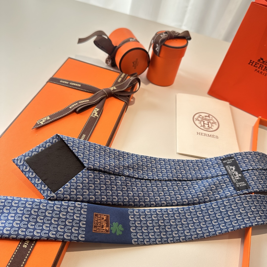 特价特价P 爱马仕《Good luck》男士新款领带系列👔👔，稀有H家每年都有一千条不同印花的领带面世，
