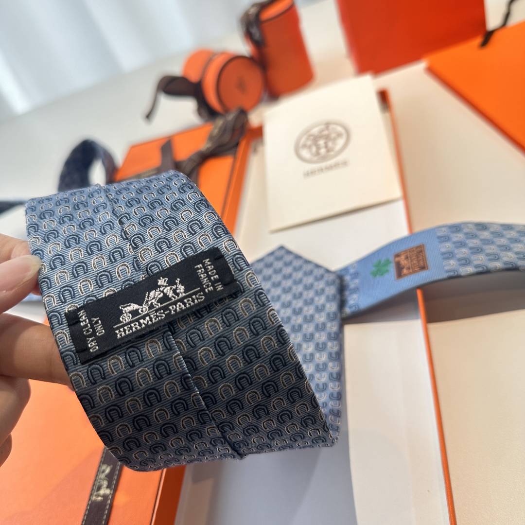 特价特价P 爱马仕《Good luck》男士新款领带系列👔👔，稀有H家每年都有一千条不同印花的领带面世，
