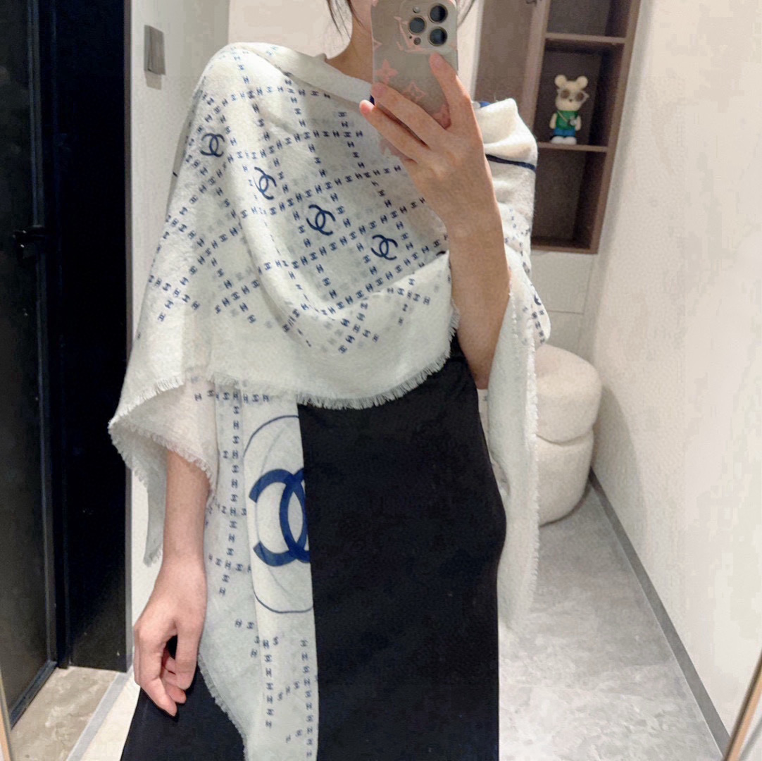 CHANE 系列专柜最新同步！本系列经过专柜品质染色，首道工序清洗后直接加工，保持了原生态的柔顺亮泽，薄