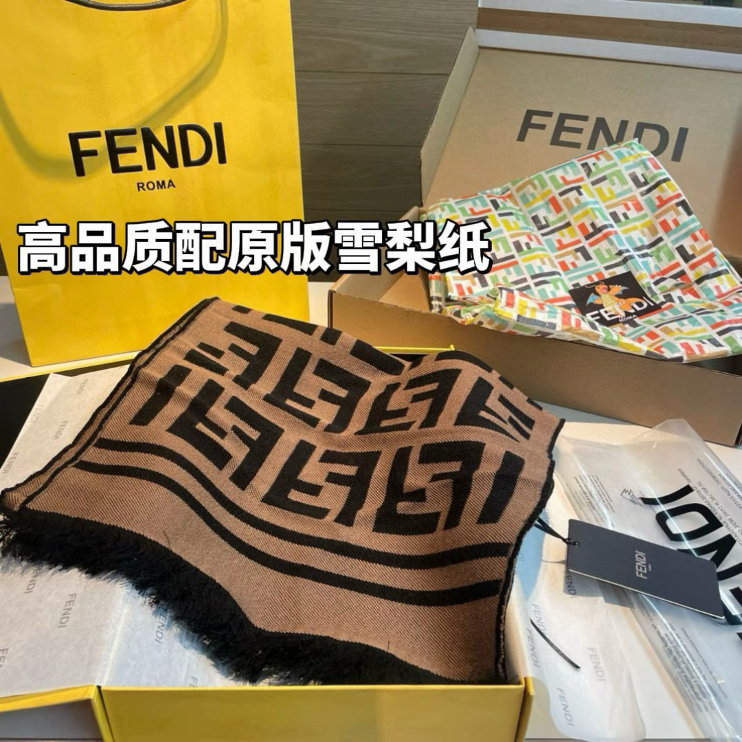 给大家一个不同于所有市场货的文案👍🏻围巾经纱织造密度320，纬纱织造密度42‼️上机工艺克重290克，下