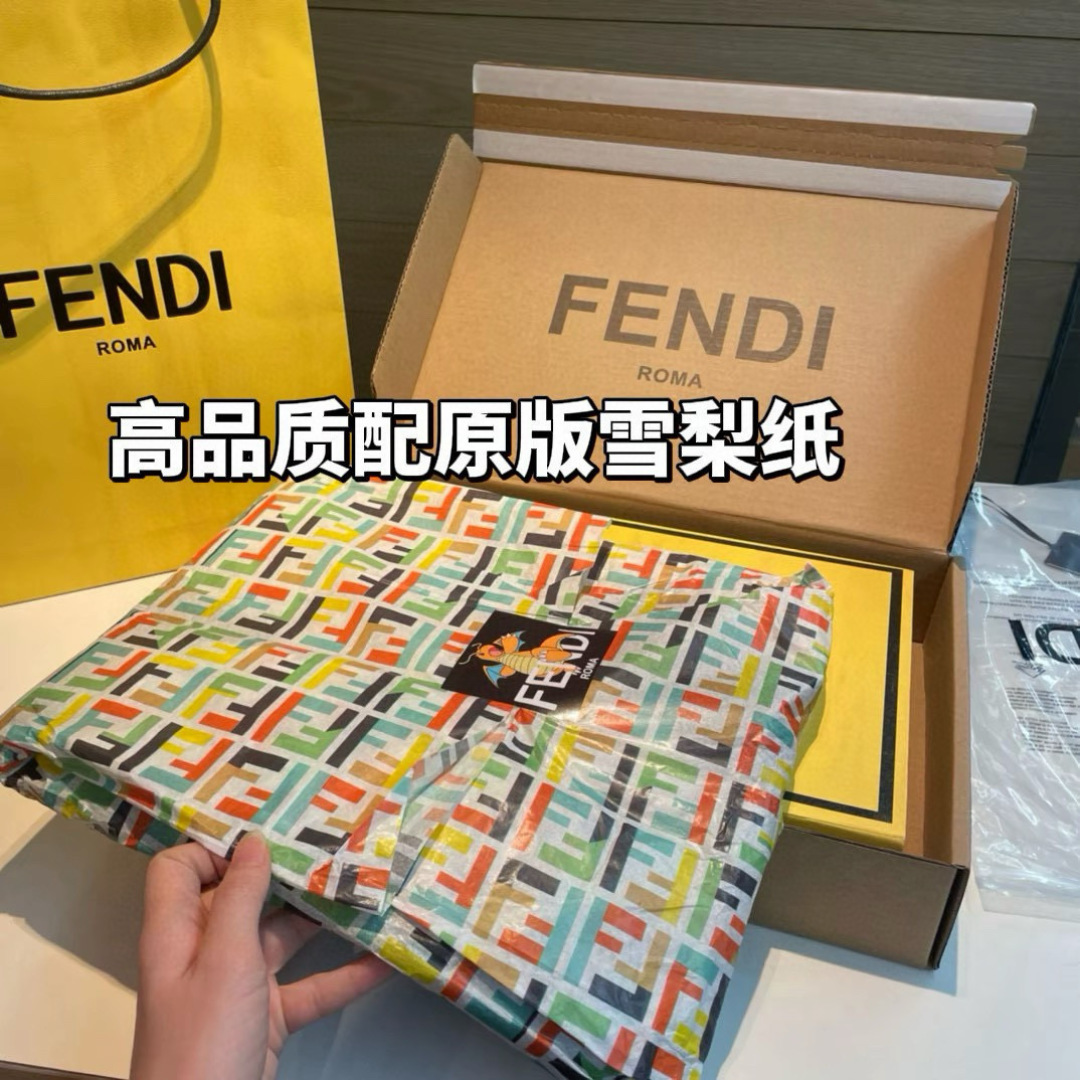 给大家一个不同于所有市场货的文案👍🏻围巾经纱织造密度320，纬纱织造密度42‼️上机工艺克重290克，下