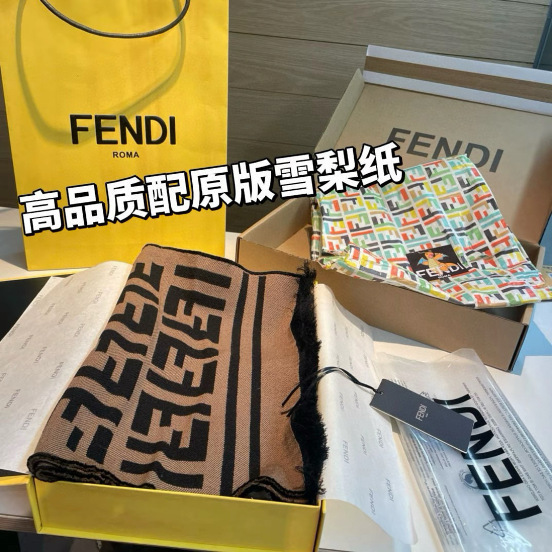 给大家一个不同于所有市场货的文案👍🏻围巾经纱织造密度320，纬纱织造密度42‼️上机工艺克重290克，下