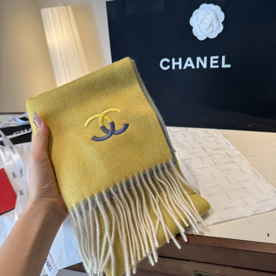 🆕 【▪Chanel · 香奈儿难得一见的温柔配色，超级迷恋❗️气质低调恬静又不失优雅❗️】重点推荐❗️