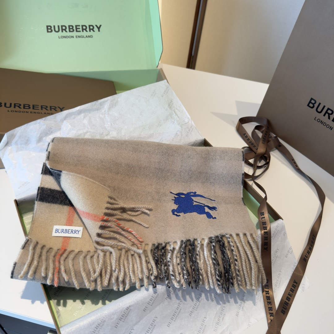❤️最新款 B双刺 双面刺绣➕印花➕提花 大密度双面羊绒格子围巾 超高难度工艺 绝非一般coPy能做 原