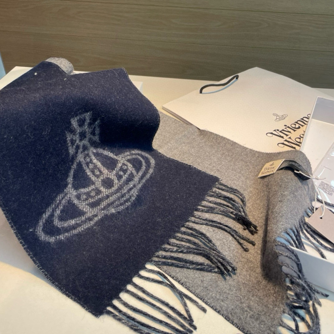 ✨✨英国朋克教母“西太后Vivienne Westwood”最爱的土星❗❗从精神上，Vivenne We