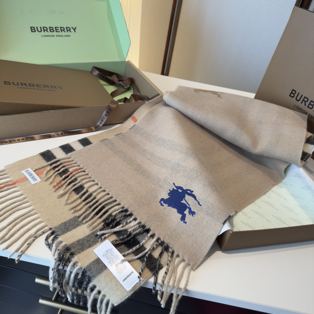 ❤️最新款 B双刺 双面刺绣➕印花➕提花 大密度双面羊绒格子围巾 超高难度工艺 绝非一般coPy能做 原