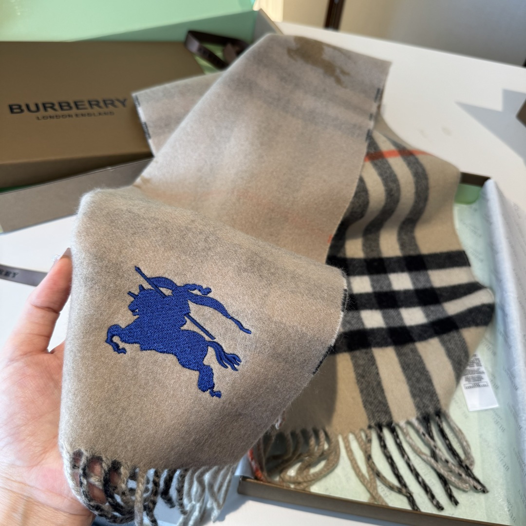 ❤️最新款 B双刺 双面刺绣➕印花➕提花 大密度双面羊绒格子围巾 超高难度工艺 绝非一般coPy能做 原