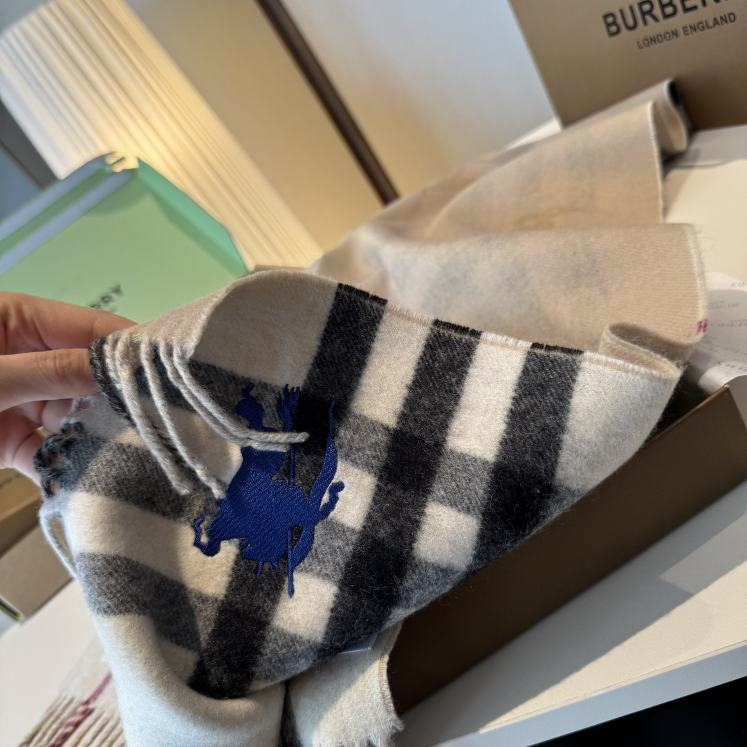 ❤️最新款 B双刺 双面刺绣➕印花➕提花 大密度双面羊绒格子围巾 超高难度工艺 绝非一般coPy能做 原