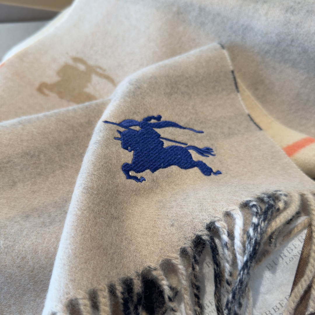 ❤️最新款 B双刺 双面刺绣➕印花➕提花 大密度双面羊绒格子围巾 超高难度工艺 绝非一般coPy能做 原